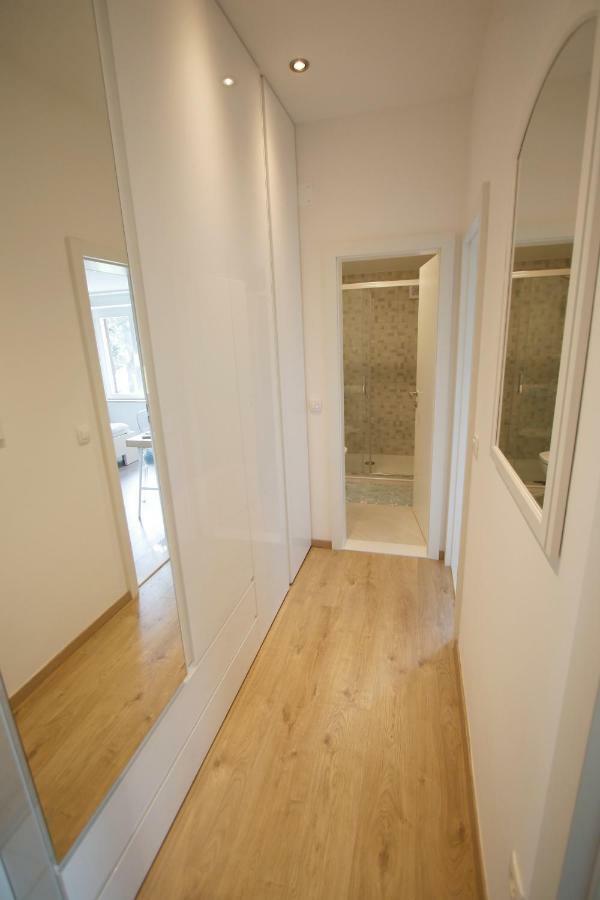 Apartments Besker Makarska Bagian luar foto