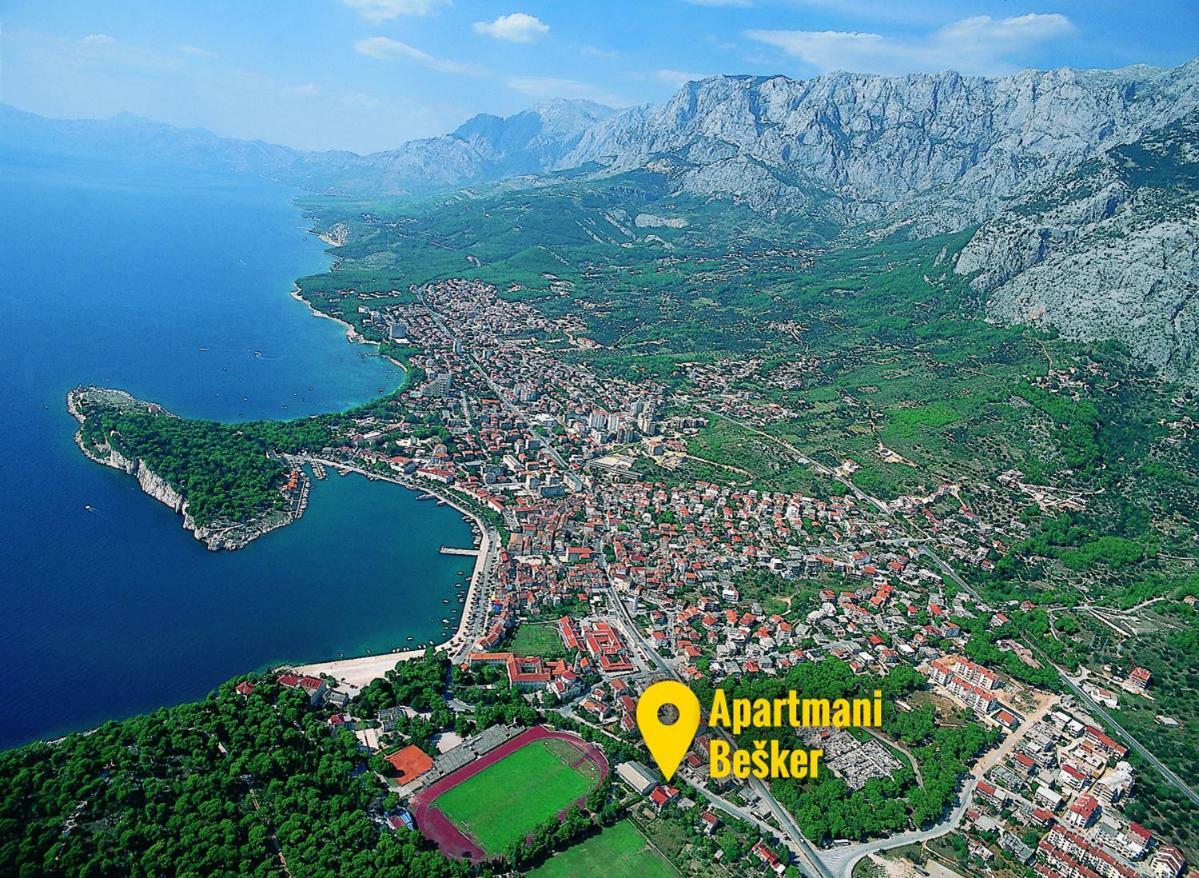 Apartments Besker Makarska Bagian luar foto